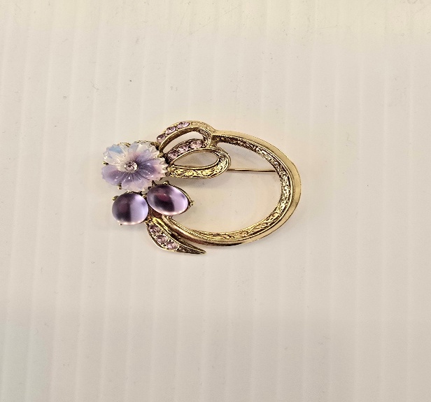 Vintage Victorian Glass Buckle Brooch