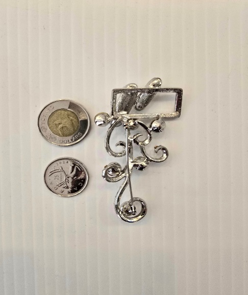 Brooch