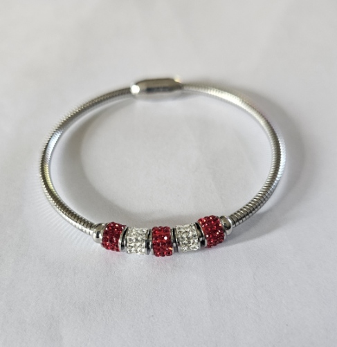8.1 Inch Circumference Fifth Avenue Collection  Bracelet