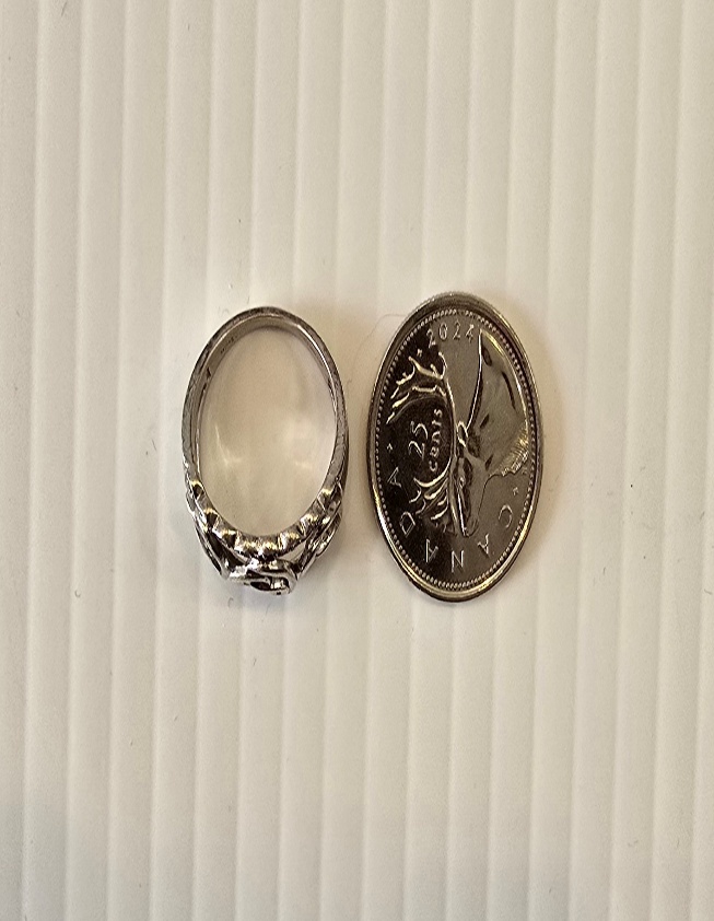 Silver Ring -925 Size 7.5