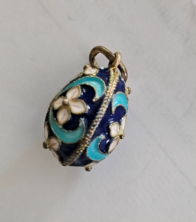 Russian Tourist Enamel Egg Pendent