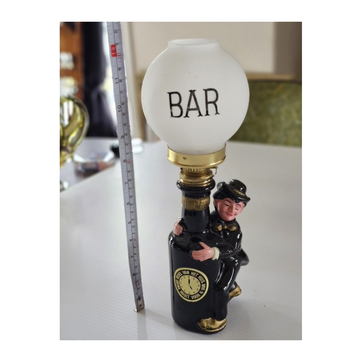Vintage Drunk on Lamp Post Bar Oil Lamp Made in Japan